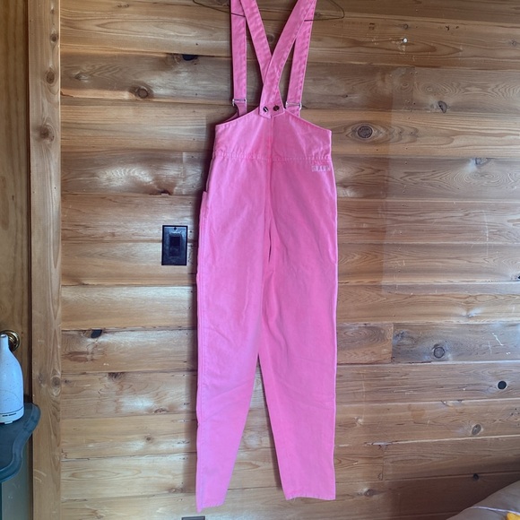VINTAGE HOT PINK FANCY ASS DENIM OVERALLS - Picture 4 of 5